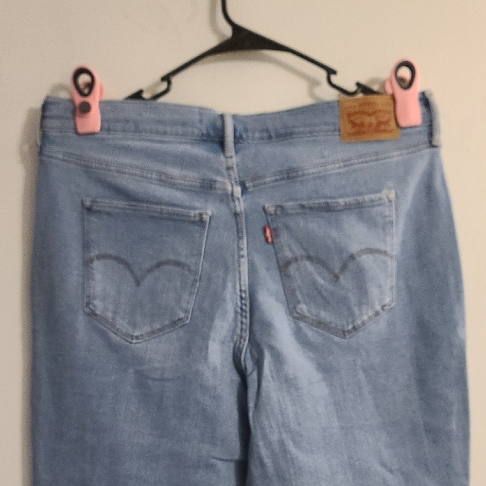 Levi's Blue Straight Leg Jeans Classic Style. Never Used. Plus Size 16W
